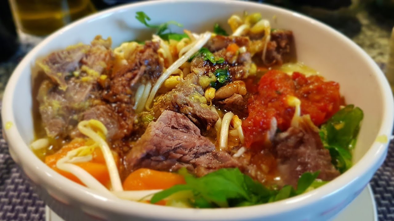 Soto Daging // Beef Soup //Indonesian street food #halalfood