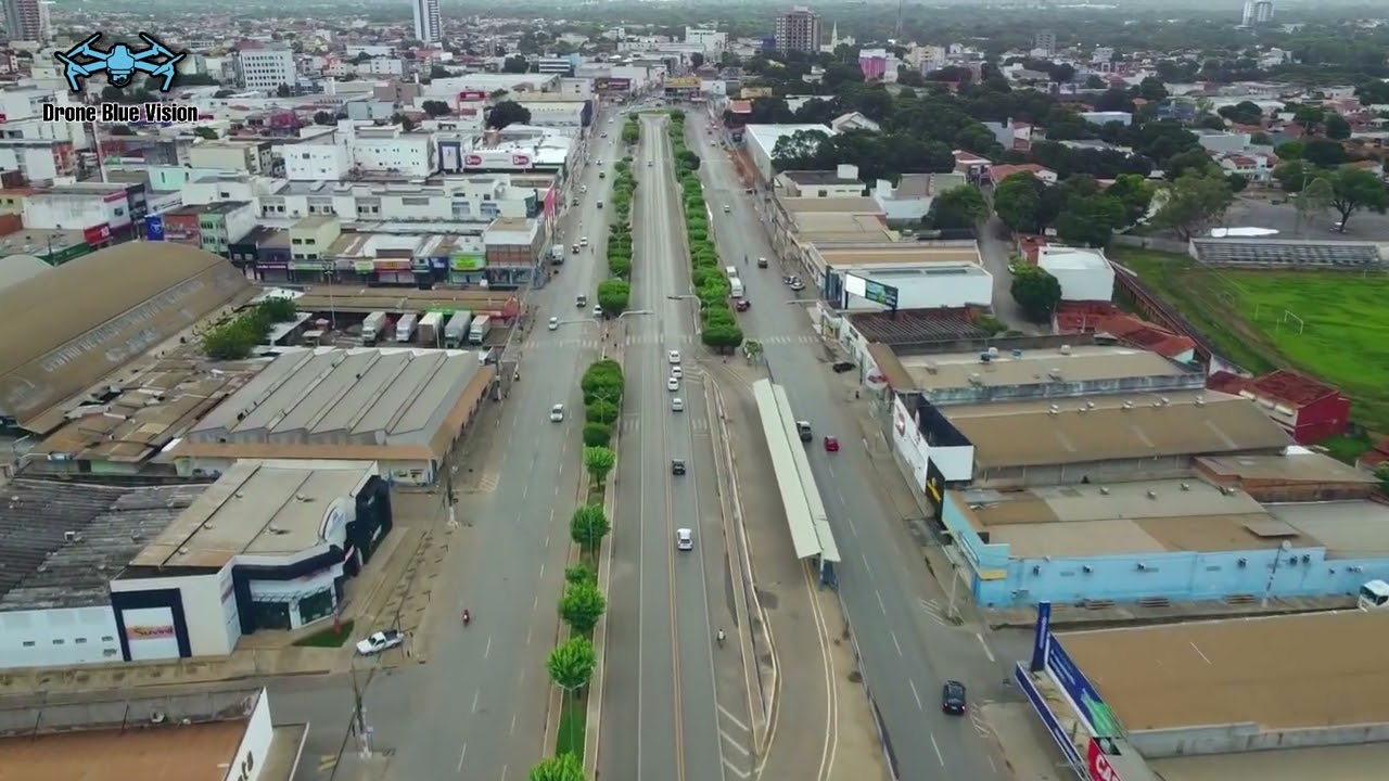 VOO SOBRE A AVENIDA - BARREIRAS BAHIA