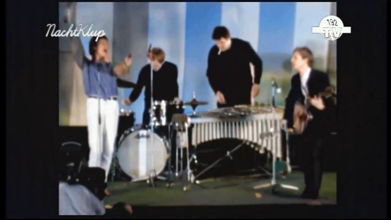 Manfred Mann - If You Gotta Go, Go Now ( Original Footage 1965 Rebroadcast 192 TV Colorized/Stereo )