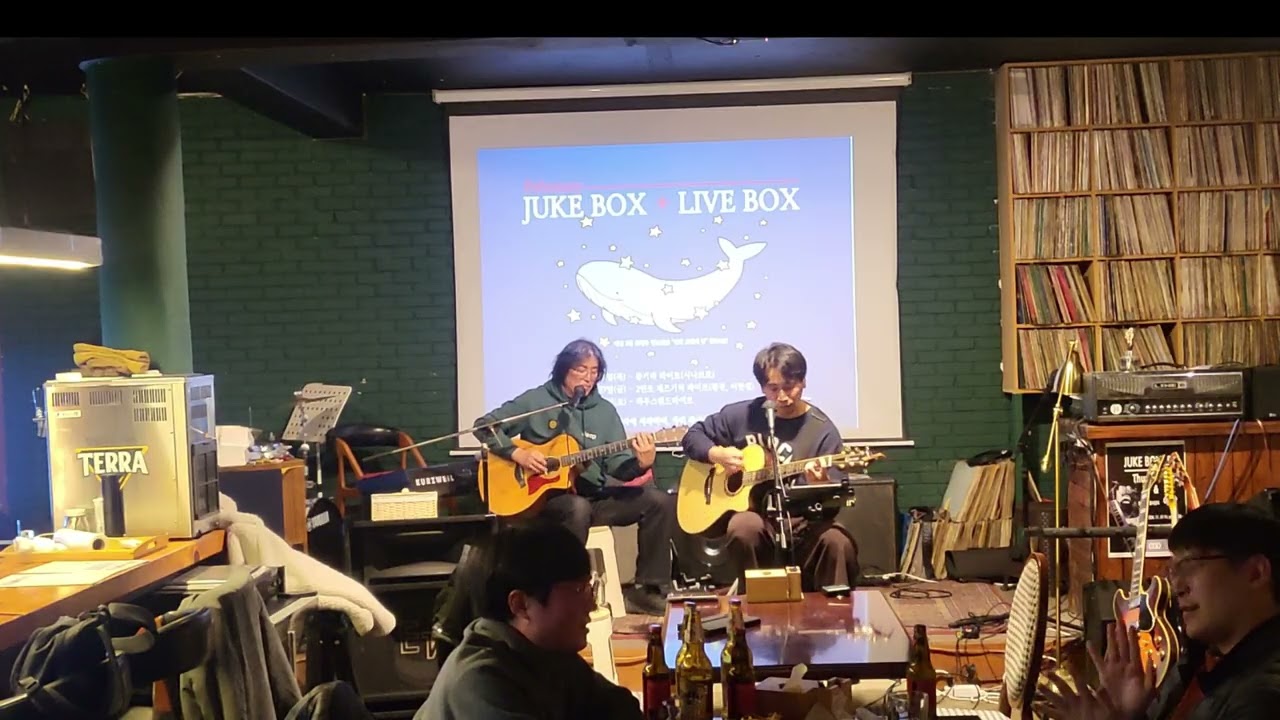 Layla_acoustic duo