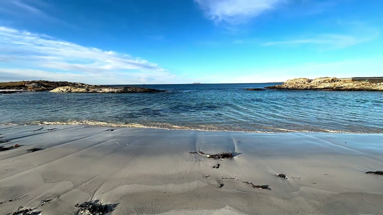 Giske,#stikkut #travel #islands #norway #nature #beach #friluftsliv #oceanwaves #dnt #hiking #swans 