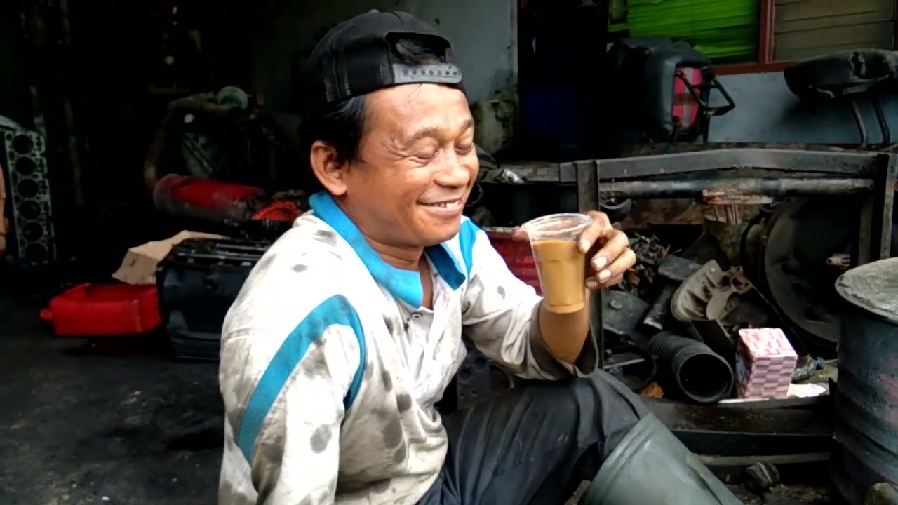 PENGGANTIAN KAMPAS REM MERCY KULER OH 1521 PO BAYU HOLONG PERSADA