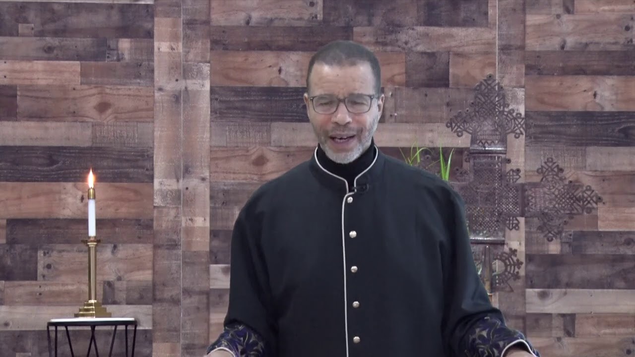 Dr  Frank Thomas preaches 
