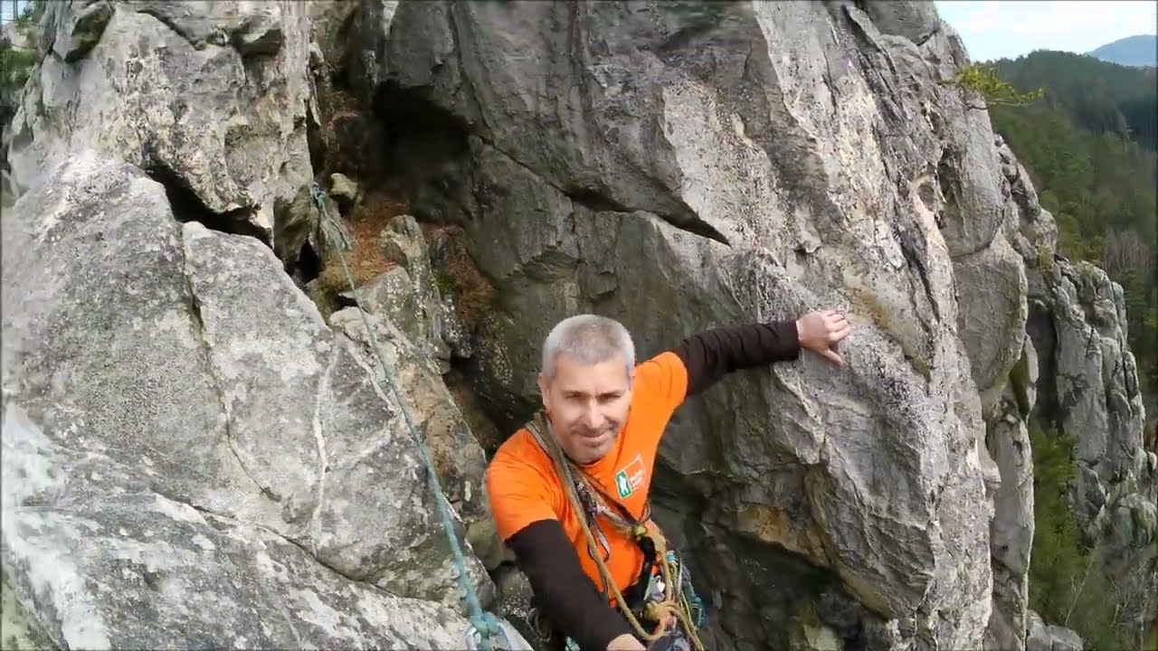 Střední věž-Jičínská (VII), Suché skály