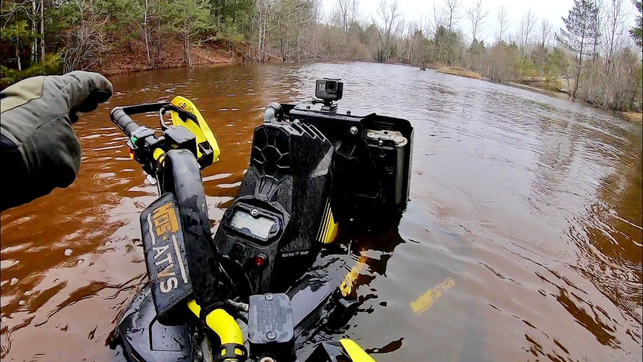 Bush Rip & A Water Pit (Can Am Renegade Run)