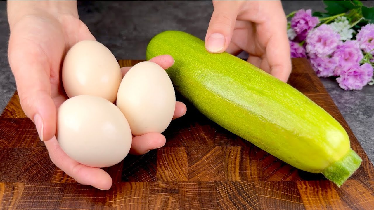 Zucchini mit Eiern schmeckt besser als Fleisch! Einfaches und leckeres Abendessenrezept!