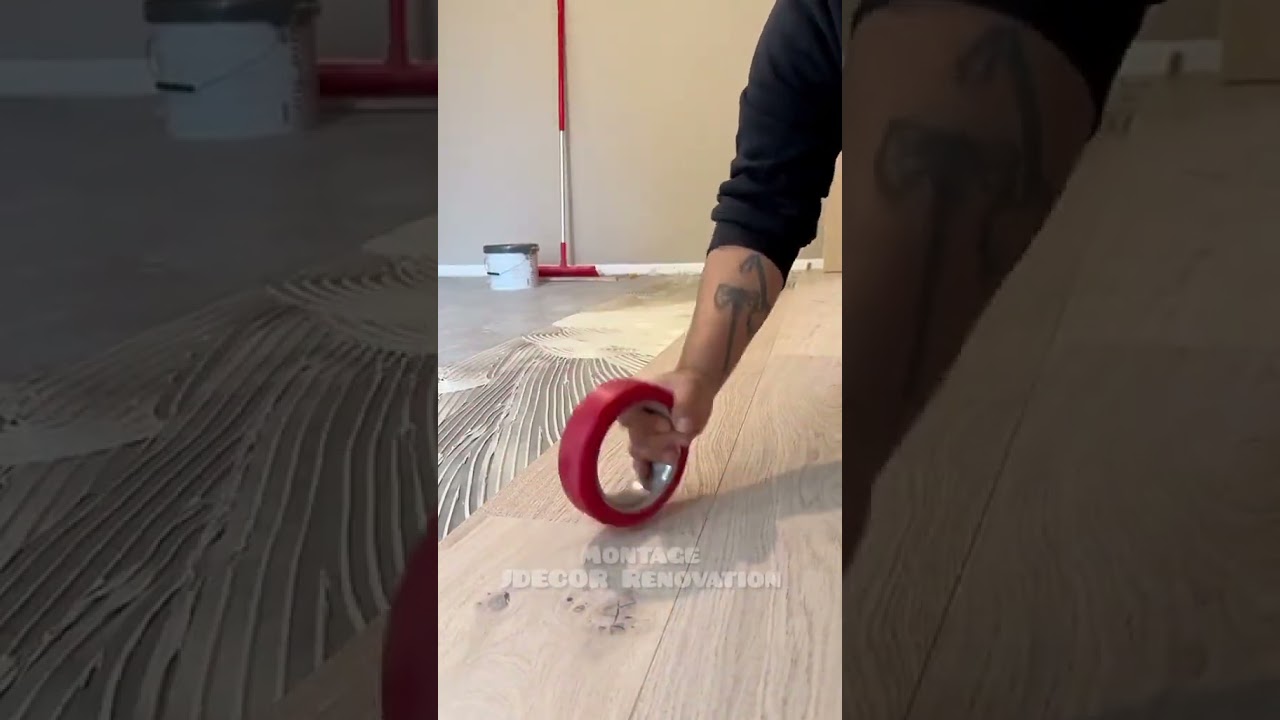 Part 1pose de parquet massif coll&eacute; &ccedil;a vous dit? Sur sa page, @DAMIAN vous montre comment il proc&egrave;de
