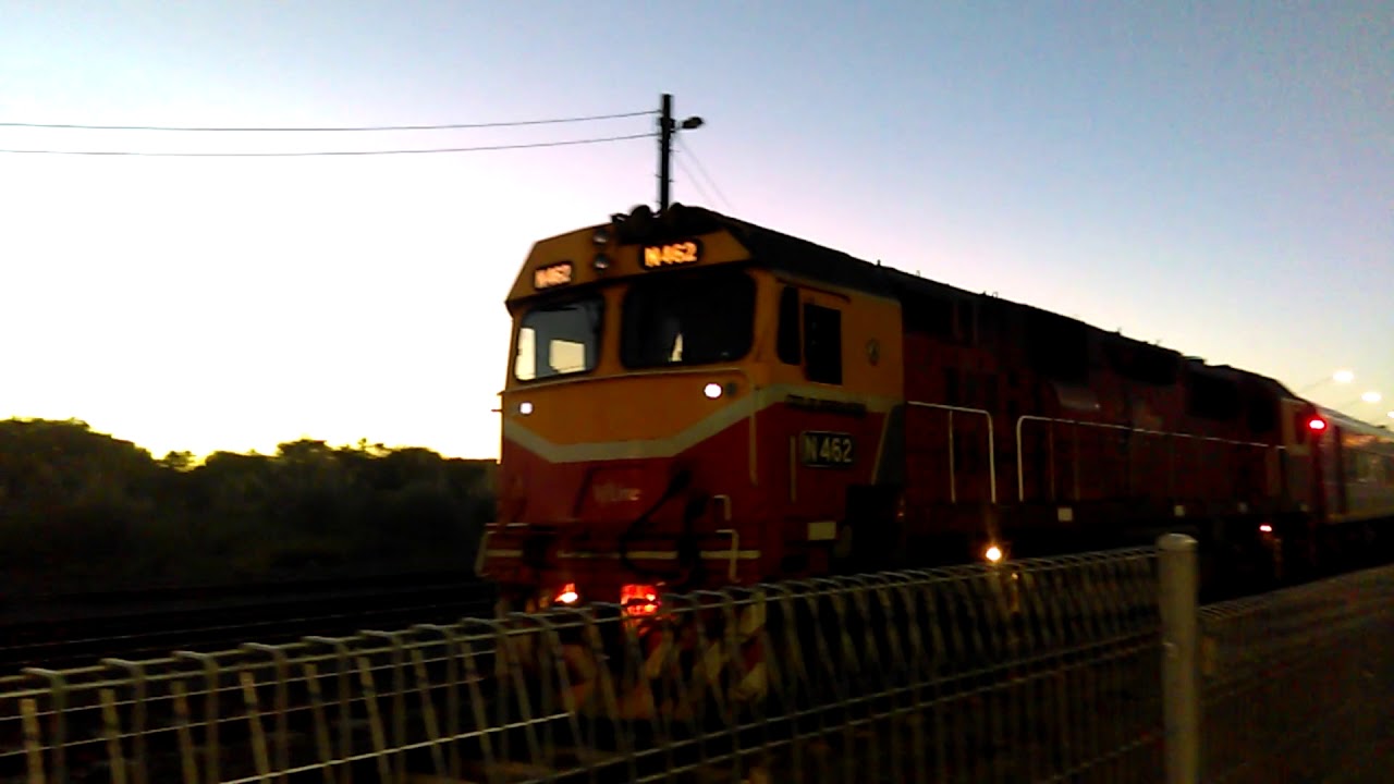 V/Line trains + the weeknightly runaround & shunt at W'bool Station 5: 29th and 31st Dec 2018