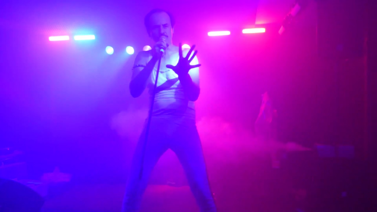 Austrofred - Eich Dodln gib i Gas, Live im Kohi Karlsruhe, 6.3.2020