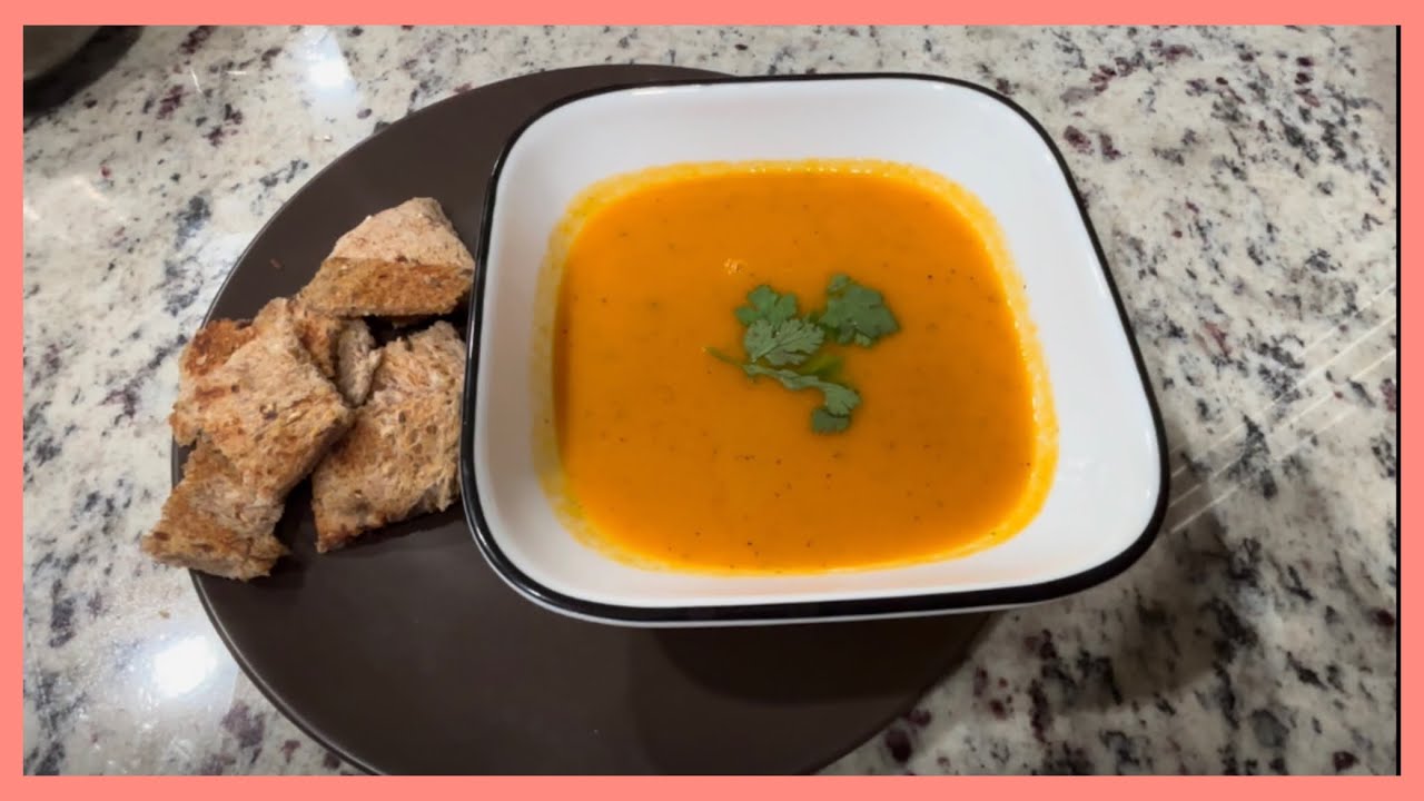 Tomato Carrot soup || Recipe || Restaurant style Healthy  Soup ||With crispy bread peaces|| 