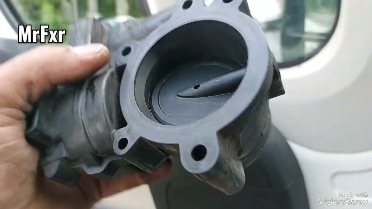 Throttle body and MAF/MAP sensor accessing and removal on Peugeot 207 1.6VTI petrol