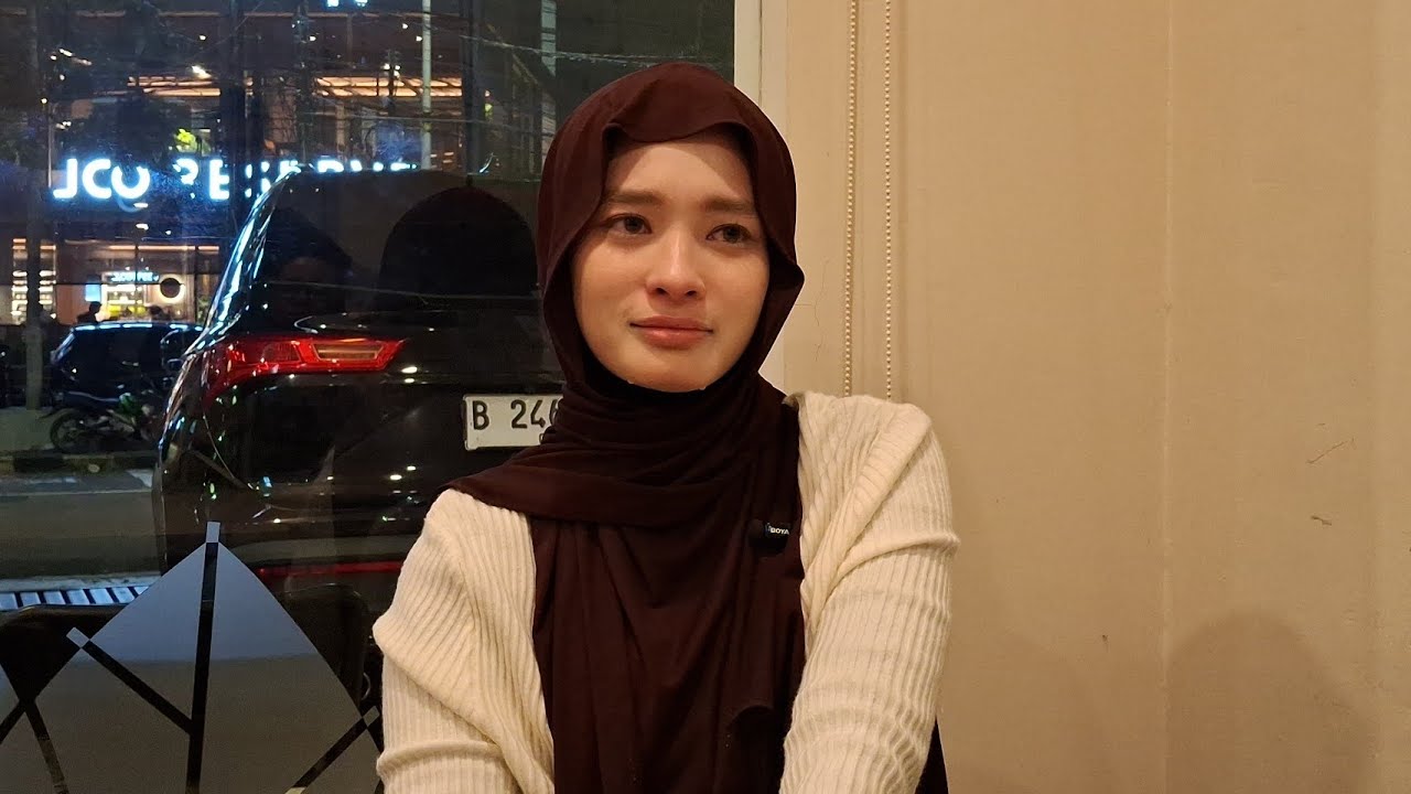 CURHAT INARA RUSLI BERTAHAN HADAPI HUJATAN 