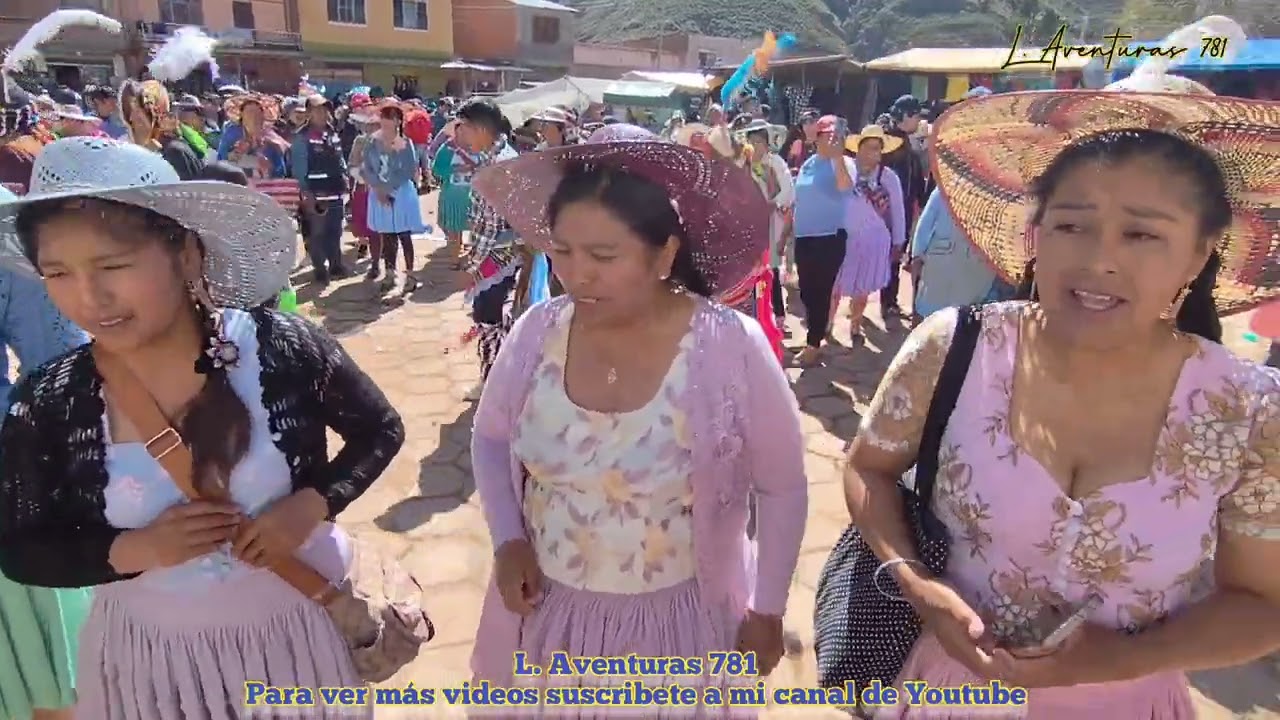 CATARIRI está en la plaza de San PEDRO de MACHA Fiesta de 3 de mayo  Potosí Bolivia 🇧🇴🇧🇴