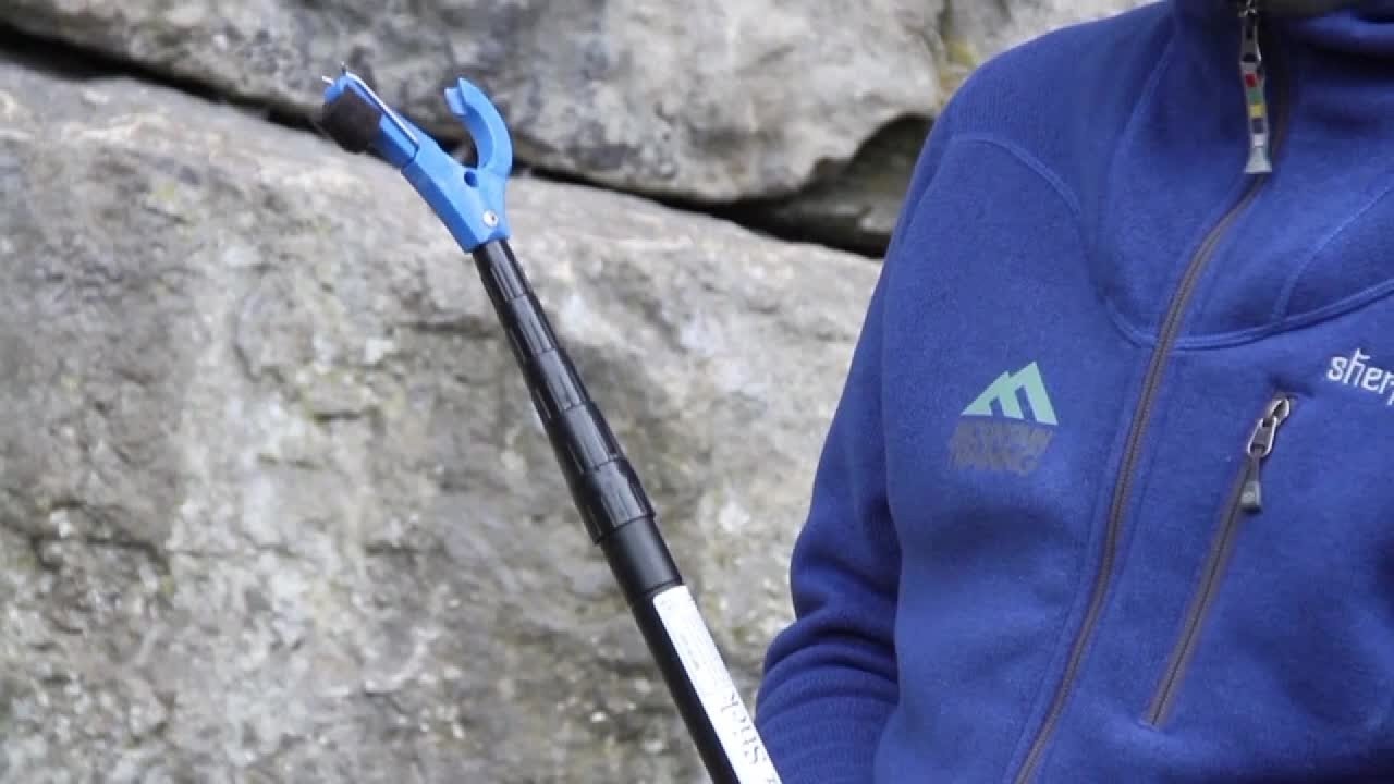 How to use a clipstick