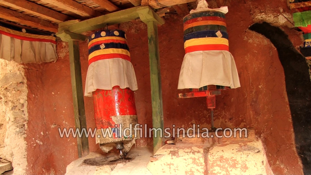 Chiu Gompa monastery on the shores of Lake Manasarovar