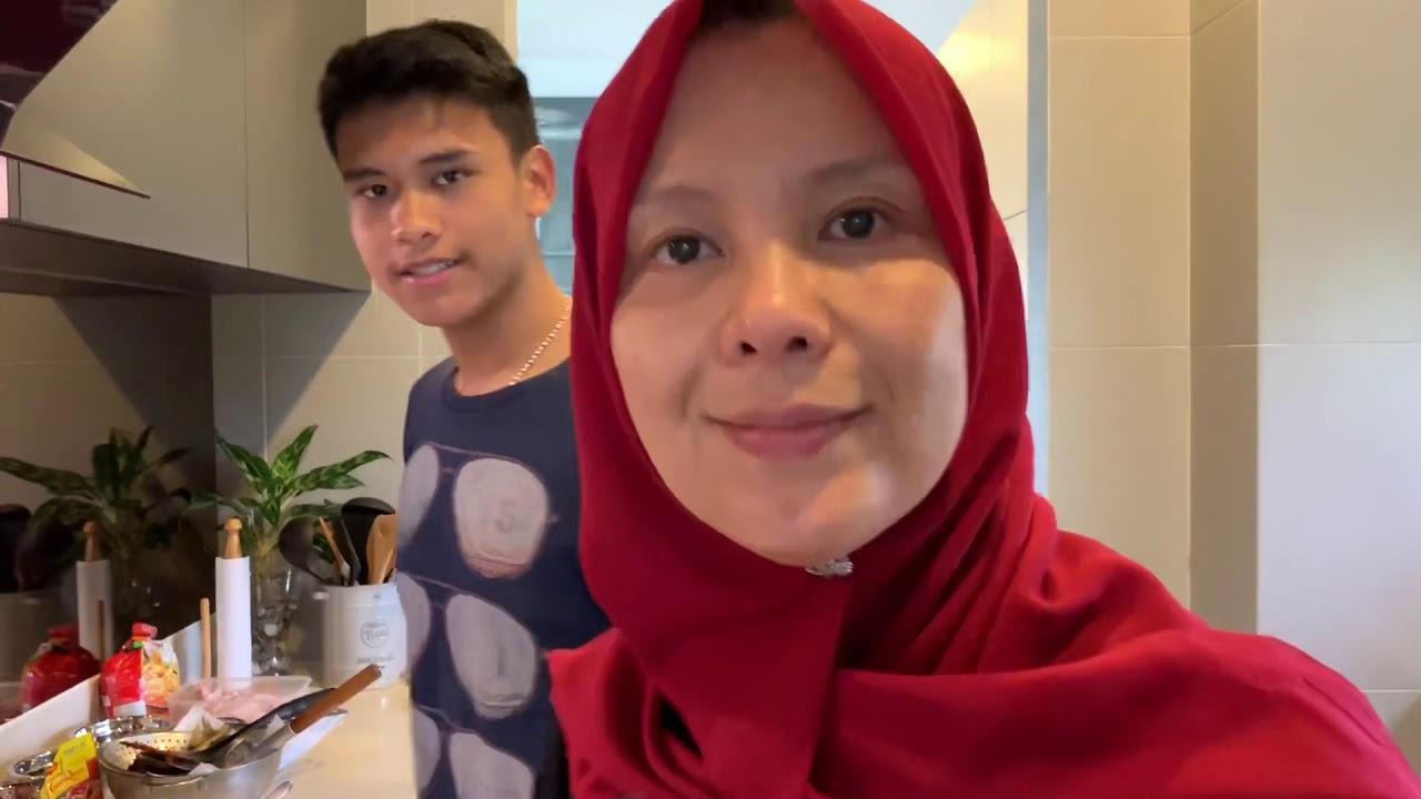 Luth mikhail masak sambal
