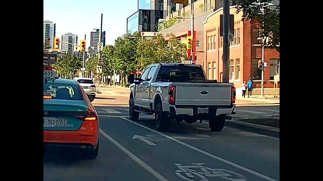 Compilation 4 of Me Enjoying the Leading Left/Right Turn Green Arrow/Delayed Walk in Toronto!