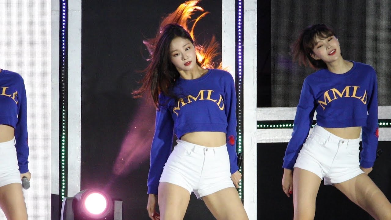 [4K] [181006] 모모랜드 MOMOLAND (연우) - BAAM 배앰 (뮤직페스티벌) 직캠/Fancam by PIERCE