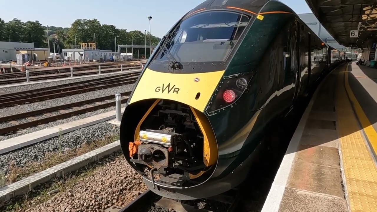 An afternoon at Exeter St Davids with various units captured. What a busy station!
