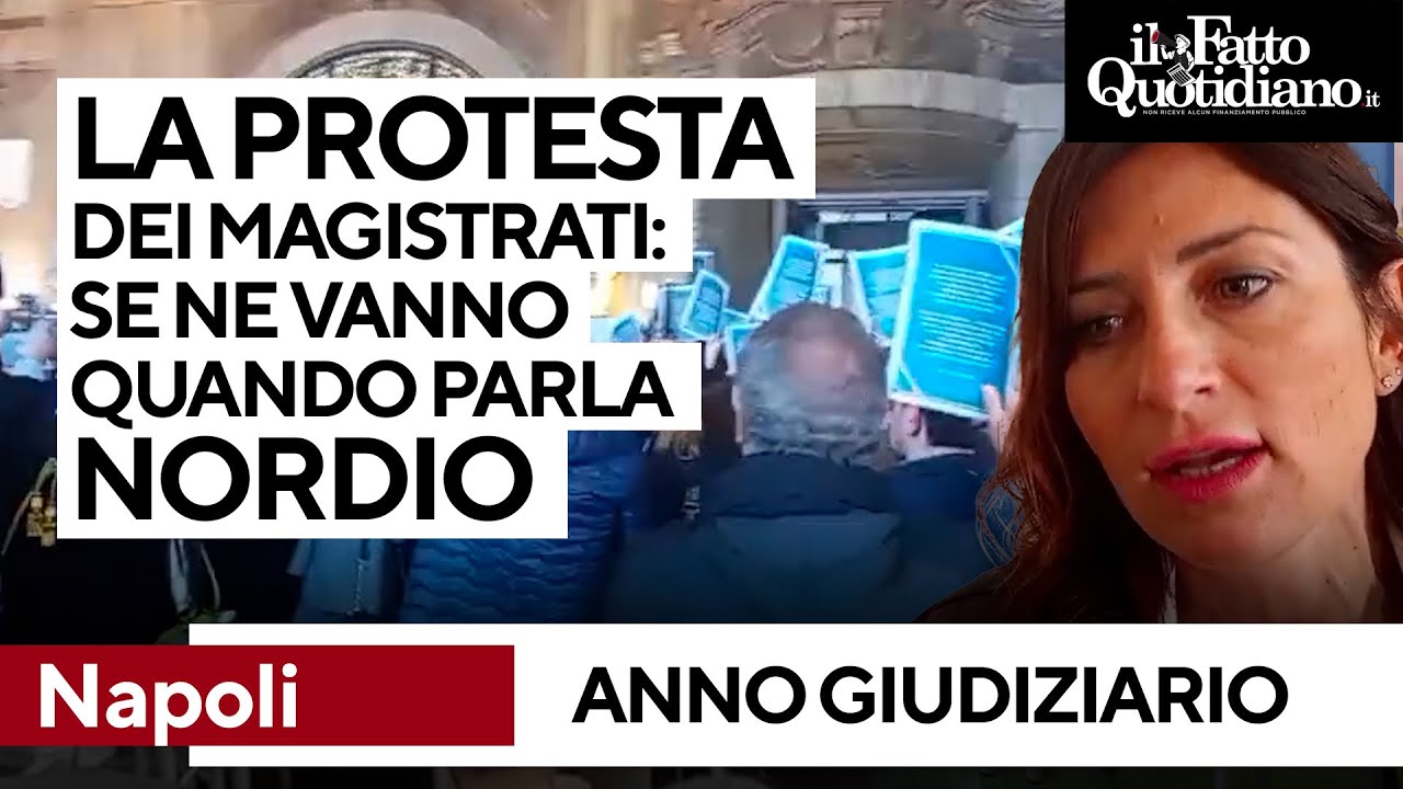 Parla Nordio, i magistrati se ne vanno e sventolano la Costituzione: la protesta contro la riforma