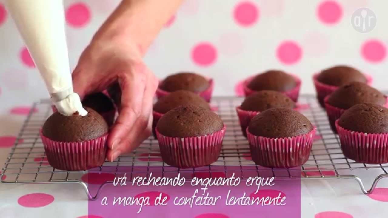 Cupcake de chocolate recheado