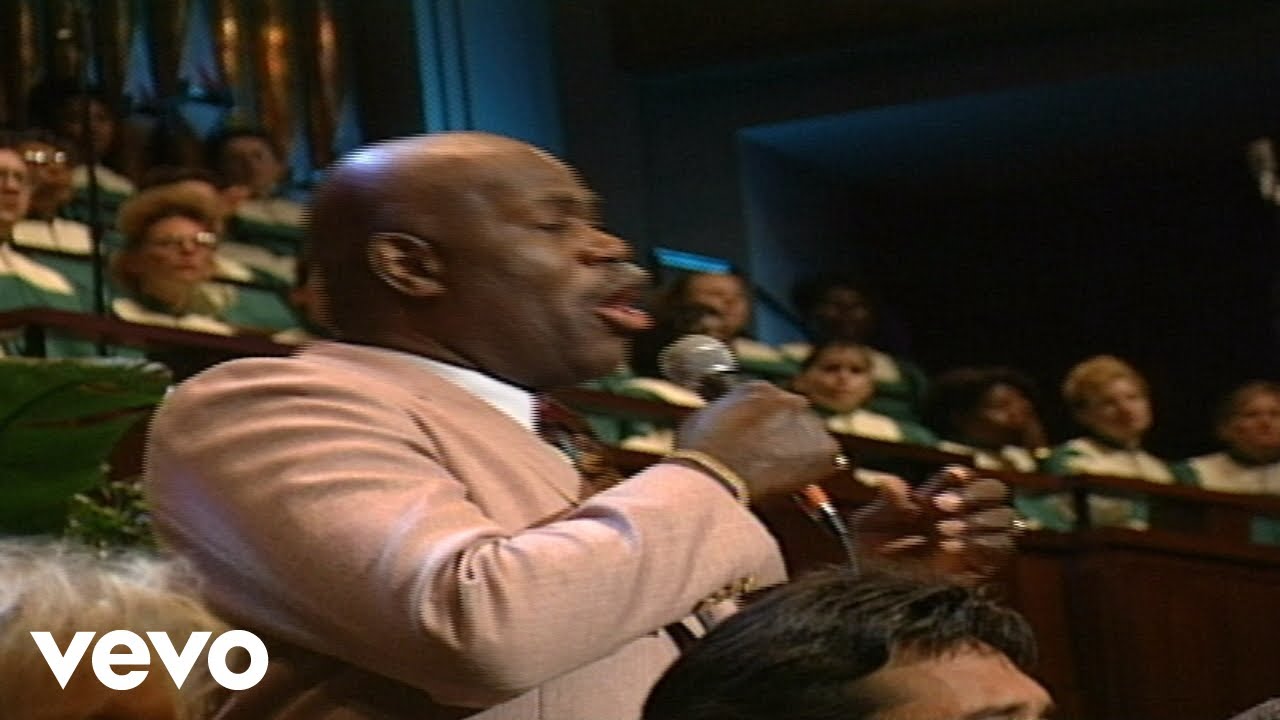 Bill & Gloria Gaither - Pass Me Not [Live] ft. Romance Watson