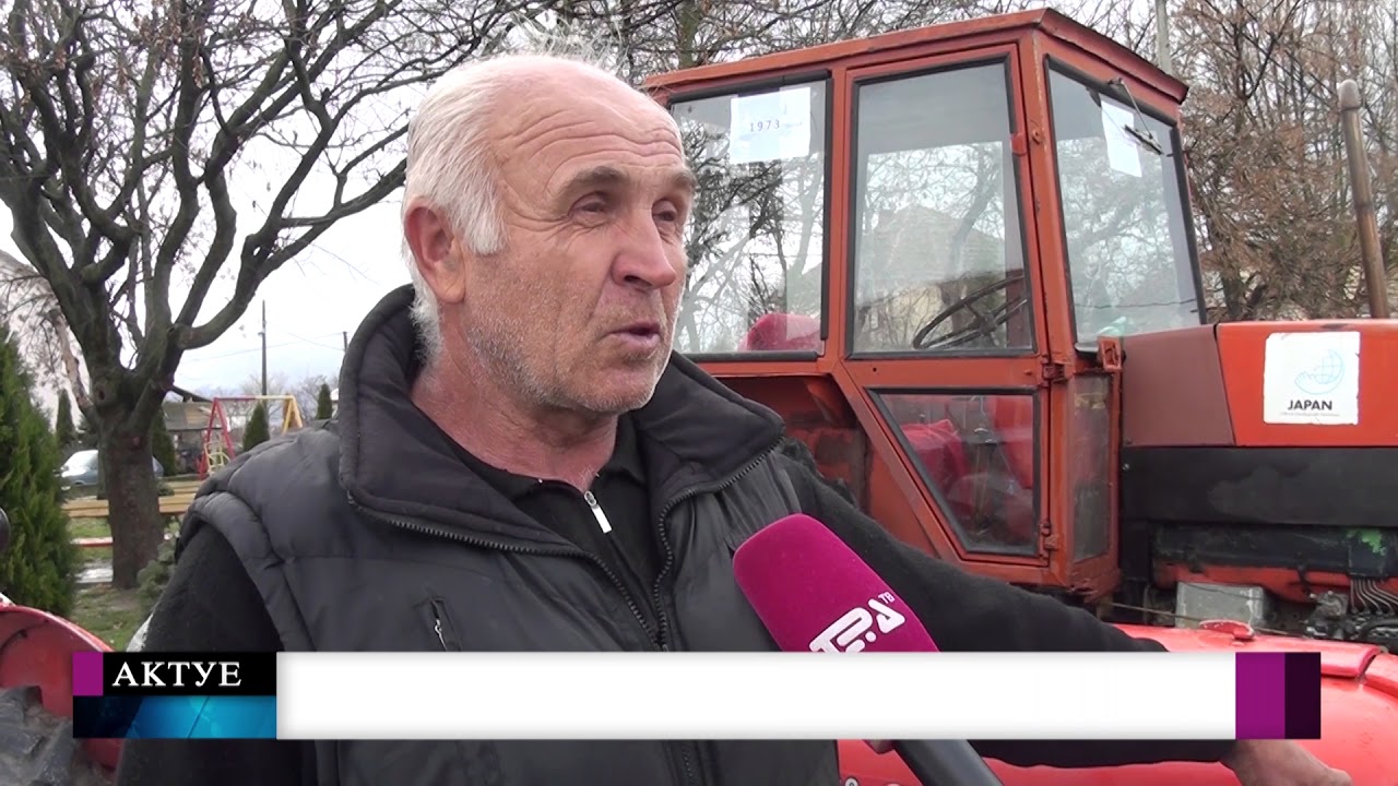 Tv Tera Bitola  Stari traktori na Traktorijadata vo Mogila 11 12 2017