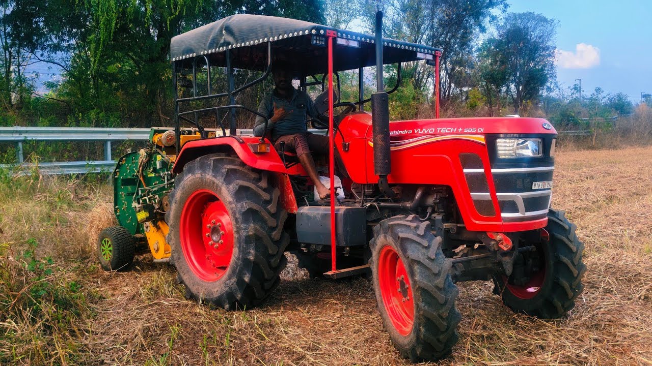 Mahindra yuvo tech Plus 585 4wd tractor Goes to bharat baler solathadu rolling performance video..
