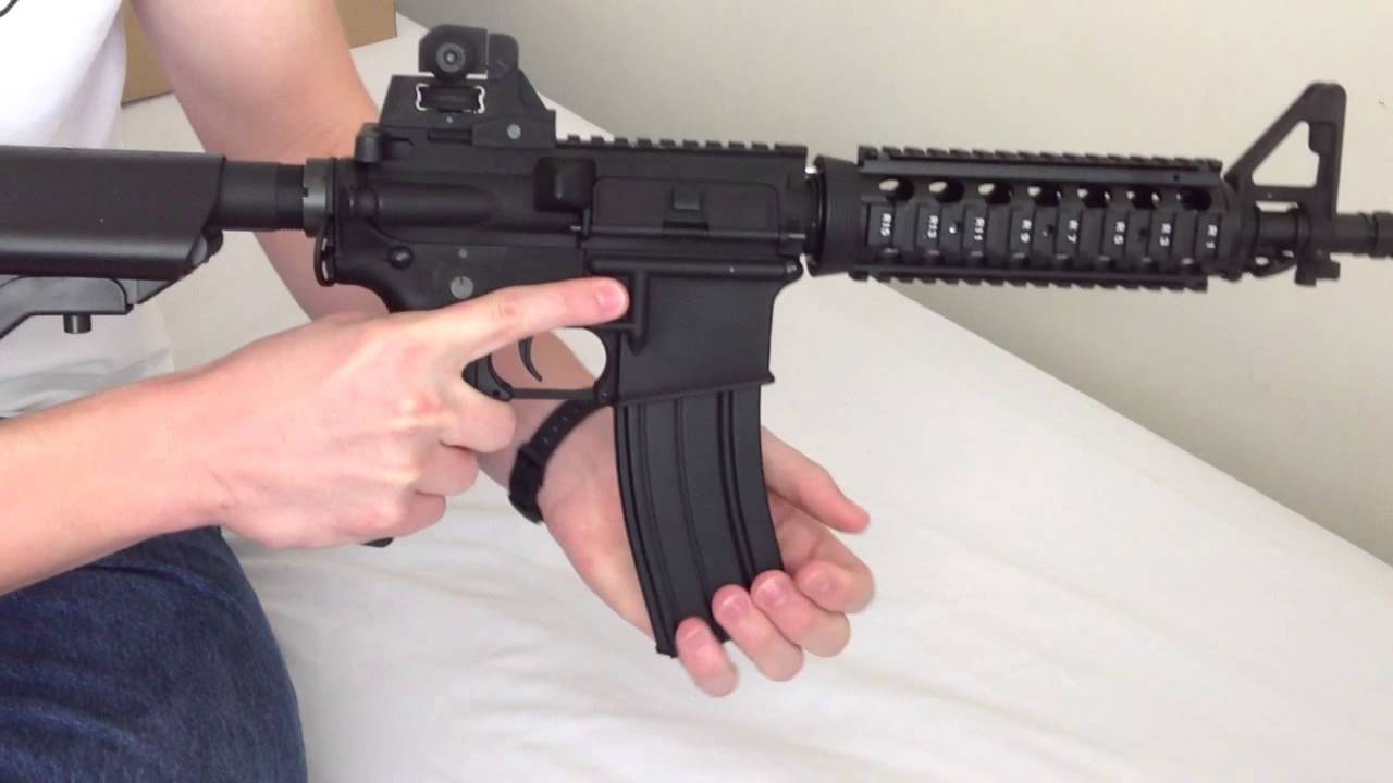 Airsoft Colt M4 CQB Review/ Test Fire