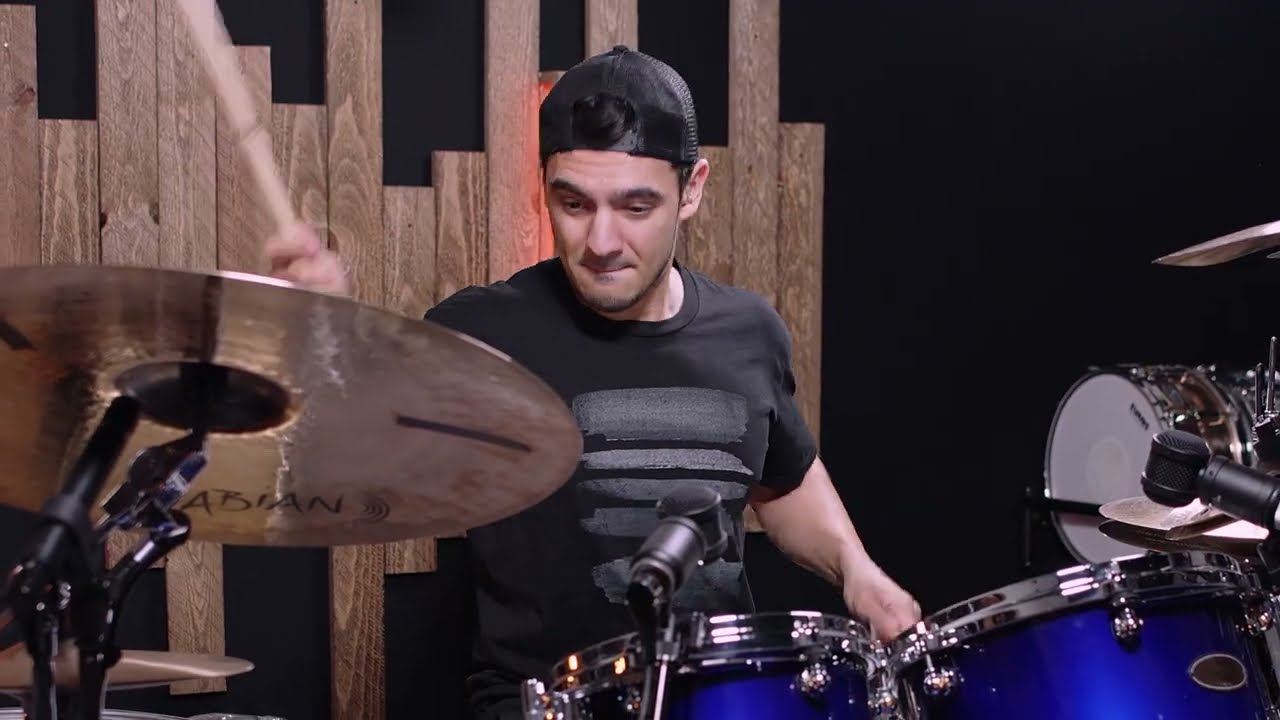 In Motion - KIKO LOUREIRO - BRUNO VALVERDE - OPEN SOURCE ALBUM