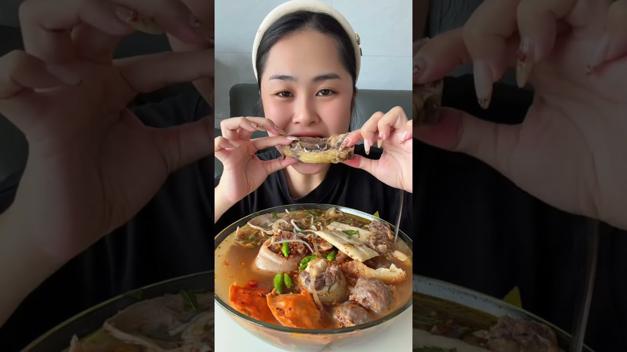 Ăn tô bún bò full topping cay cay #dungthichan #mukbang #food 