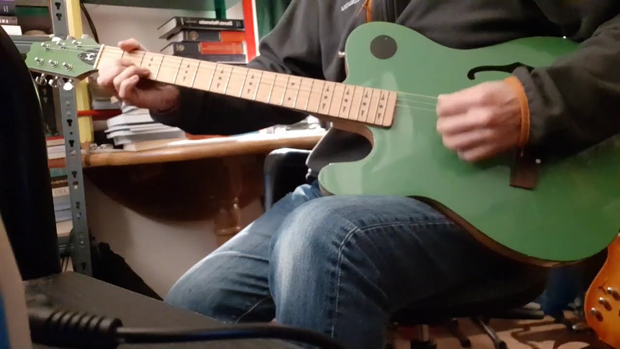 noodling guitar with Tommi Emmanuel - waltzing matilda