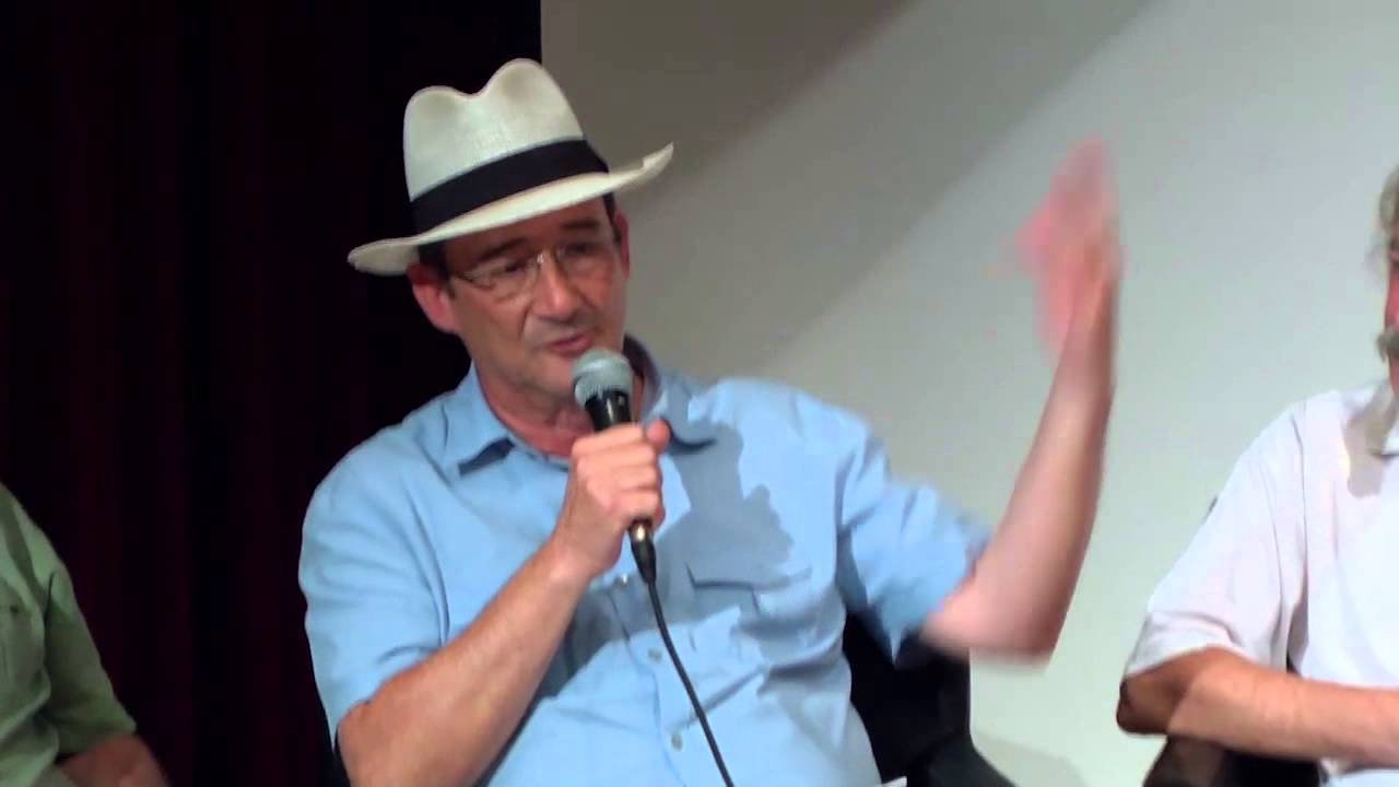 מצב השדה-שיח עורכים, מנחה:ד
