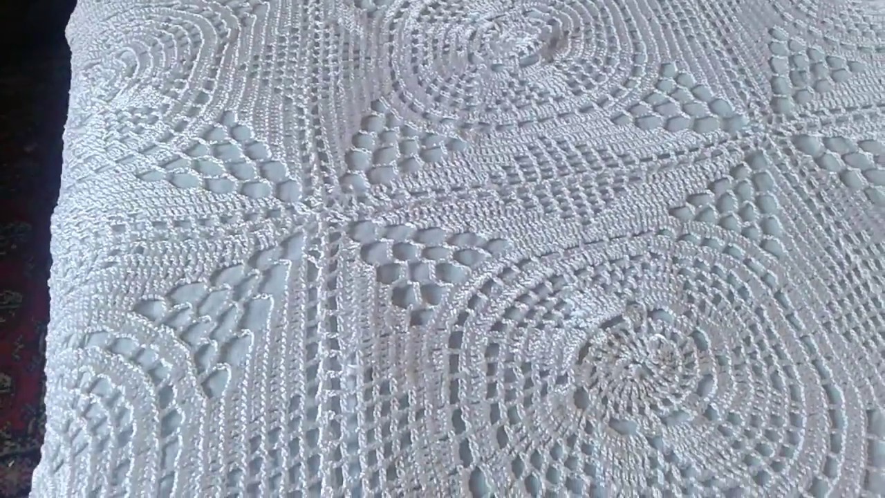 colcha de crochê de casal terminada.foram 3 meses pra concluir.