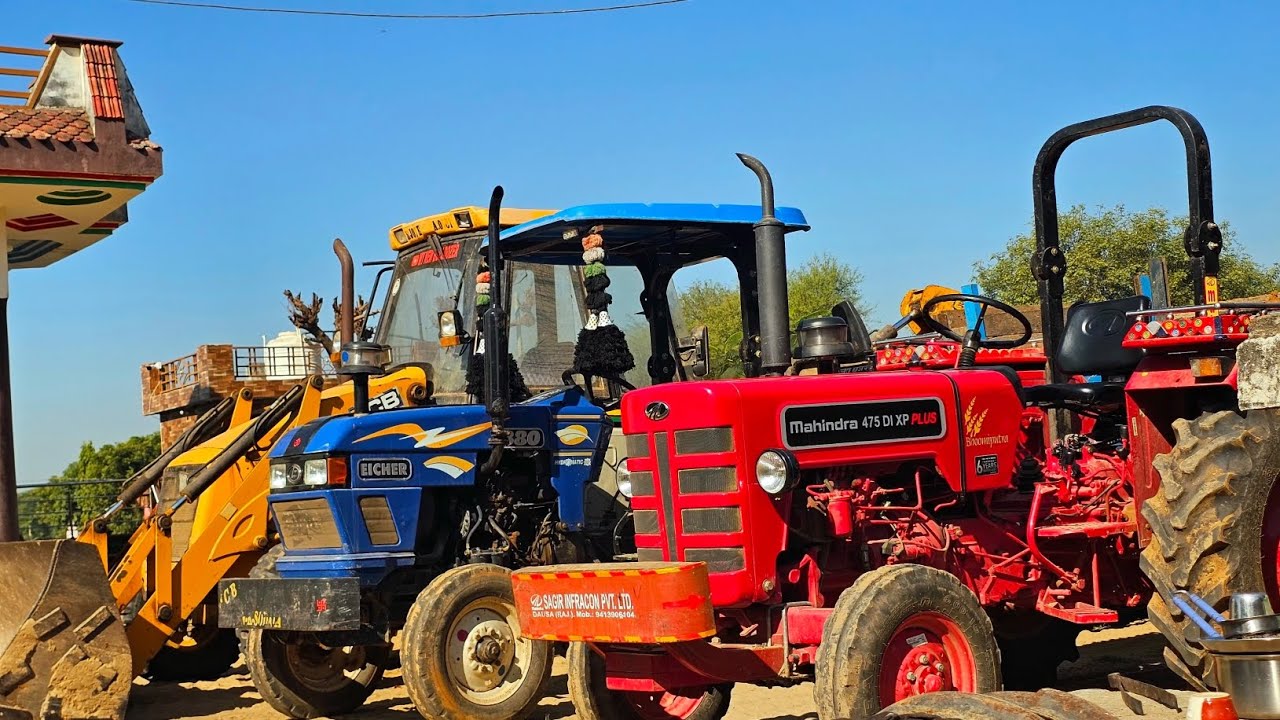 JCB 3dx Eco Xpert Loading Mud in Trolley New Mahindra 575 Got Fired while Run Eicher 380 Sonalika 60
