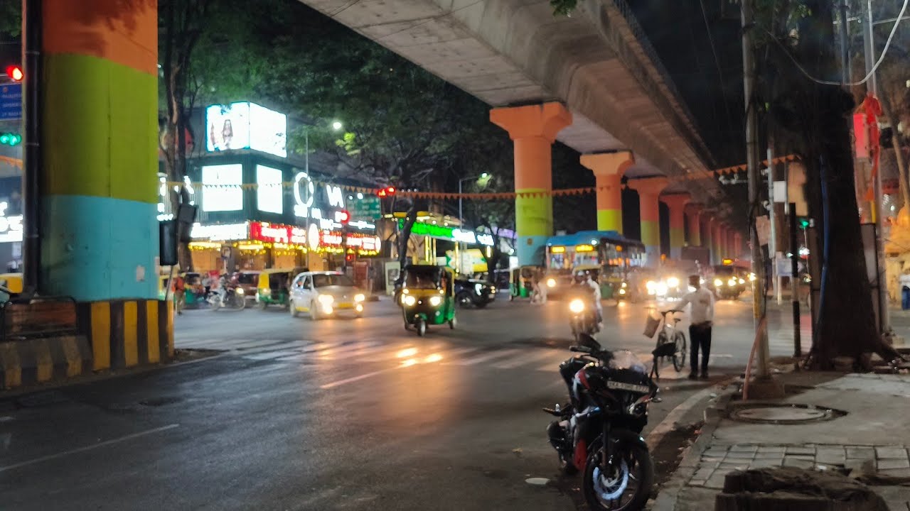 ವಾರದ ಕೊನೆಯ ದಿನದ ಬೆಂಗಳೂರಿನ ಟ್ರಾಫಿಕ್ 🤣🤣♥️