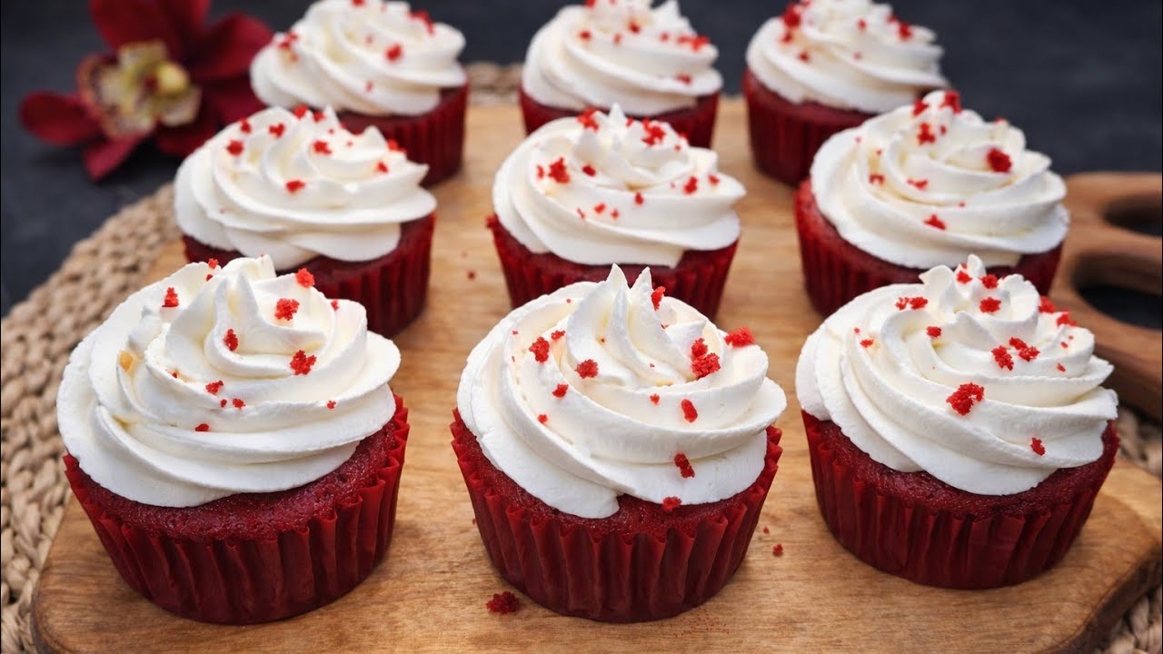 Fluffy Red Velvet Cupcakes | Only 2 Eggs