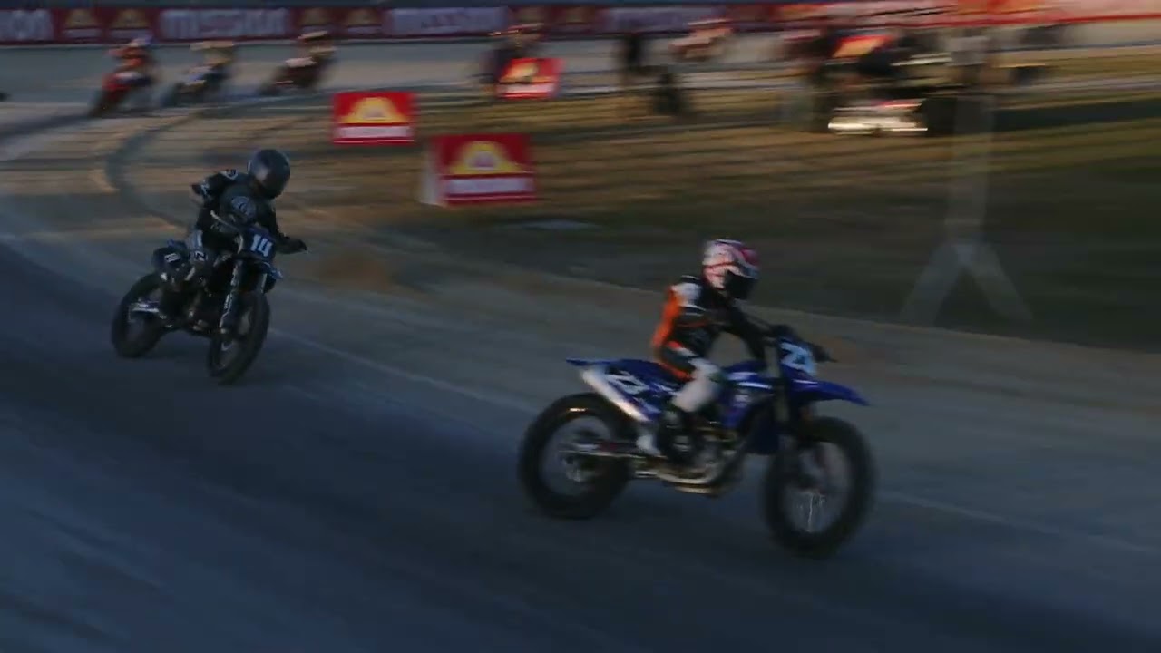 Главный заезд любительского класса 450cc на выставке Mission Foods CTR Showcase Daytona 2026