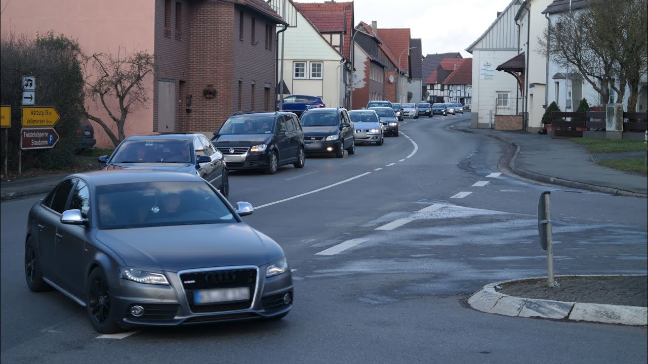 Trauerkonvoi: Hunderte nehmen Abschied von Unfallopfer