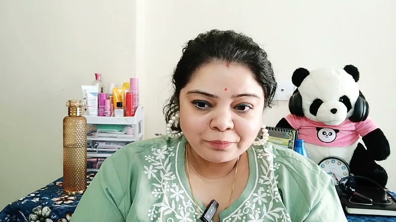 Akancha पति की मृत्यु के चार दिन बाद ही घर को रंग और साफ सफ़ाई कर रही है ❓