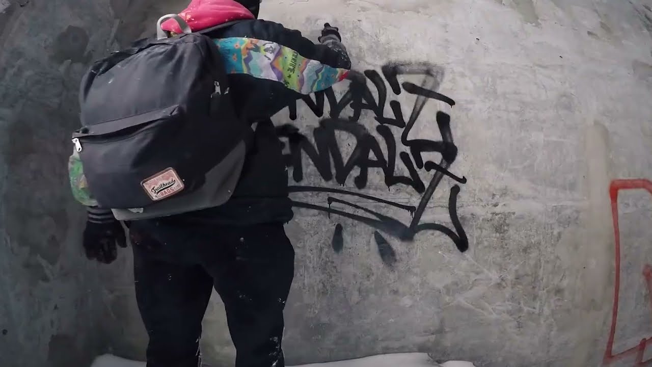 &laquo;Endalz&raquo; /// Winter graffiti tags in an abandoned area 2021