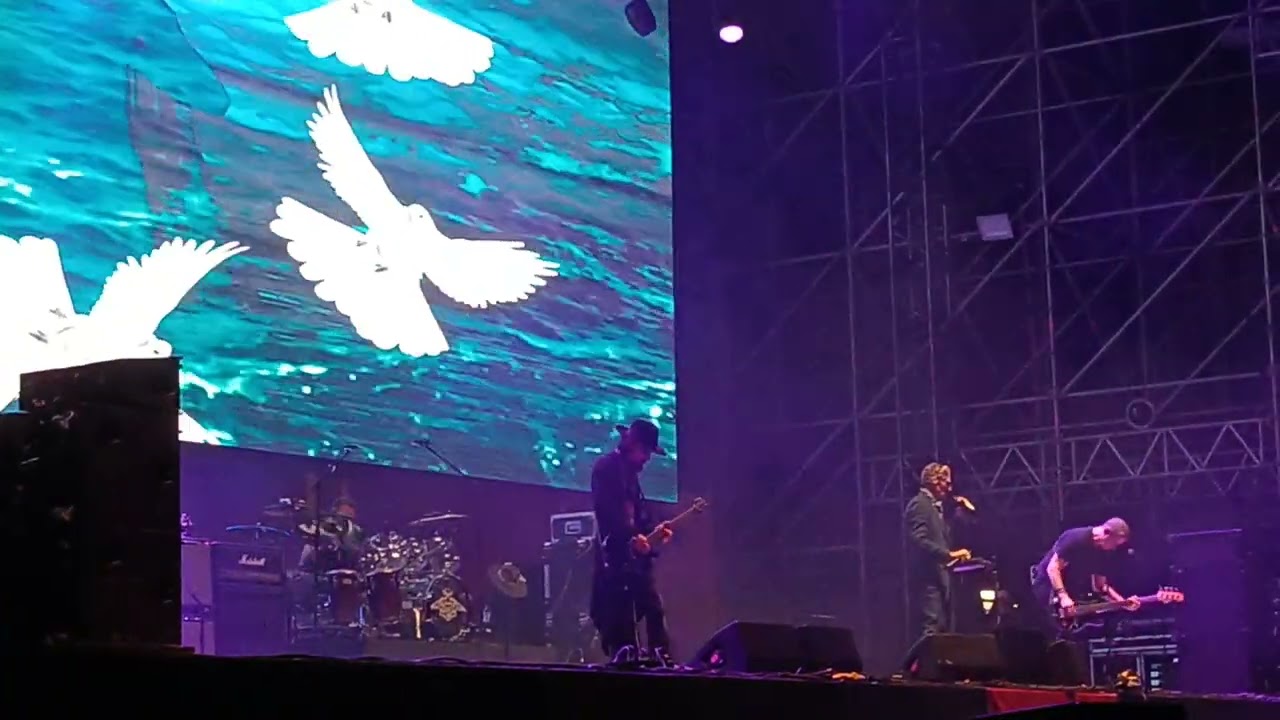 Jane' s Addiction live Ocean Side - Italy - Lido di Camaiore - La Prima Estate Festival