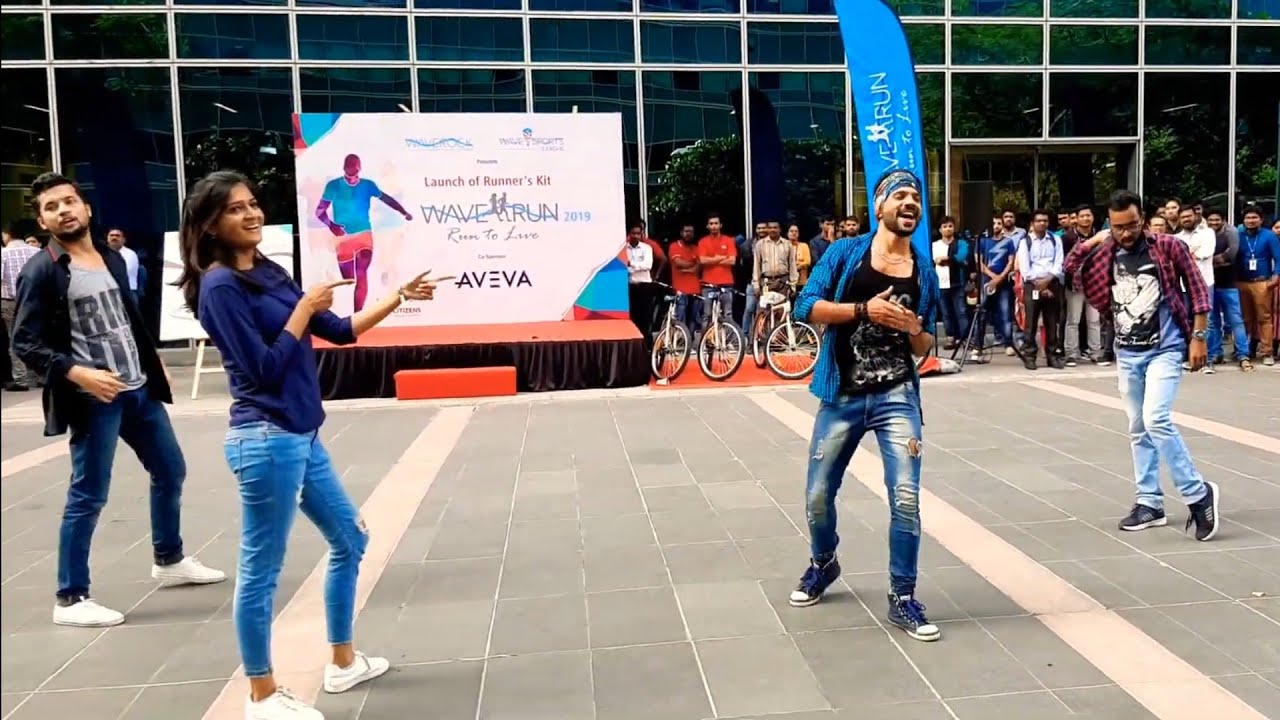 Flashmob Waverun 2019 by TCS _ Lightening Stars _ Hyderabad