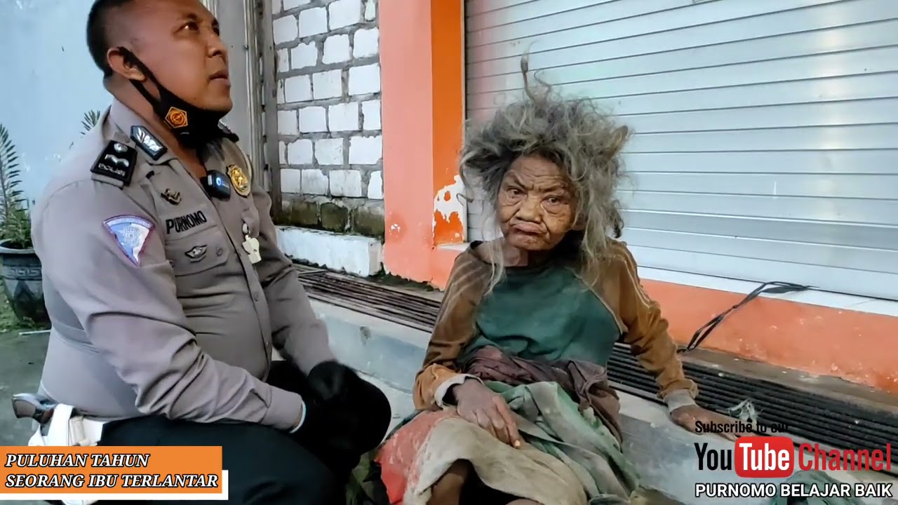 NASIB NENEK SUDAH 30 TAHUN DIBIARKAN NGESOT DIDALAM PASAR SENDIRAN