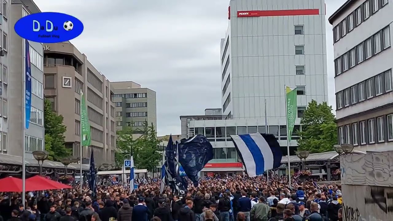MSV : RWE einstimmen am Geier/ Fanmarsch