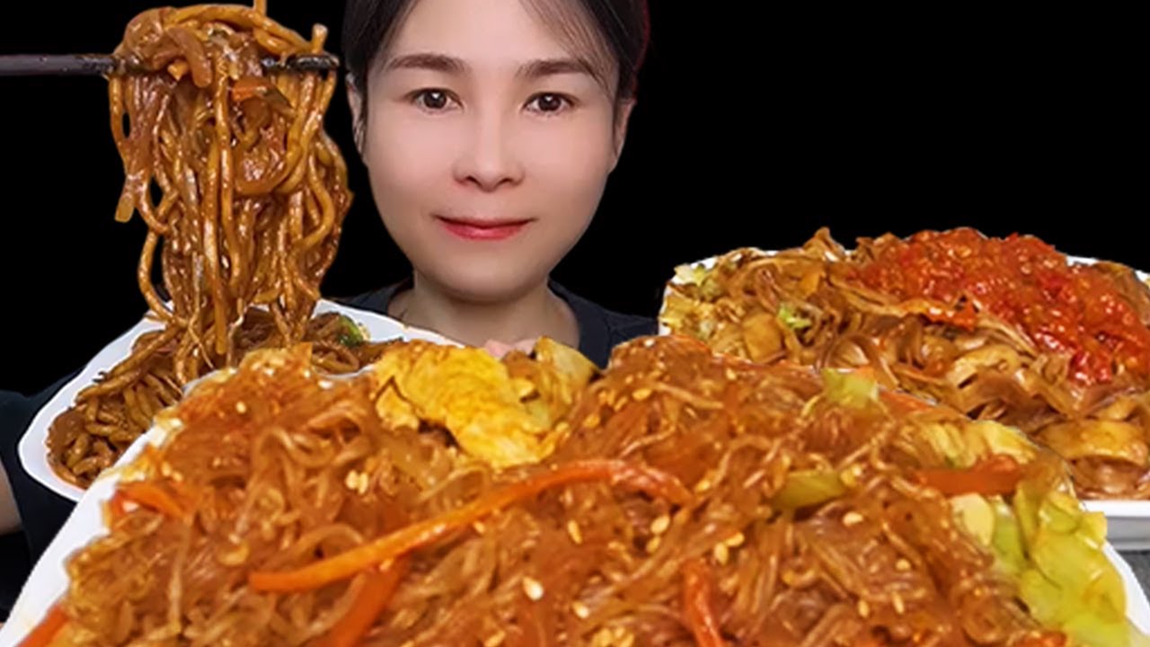 EATING CHINES FOOD | Home Cooked Meal - Fried noodles - fried cakes - fried cold ski