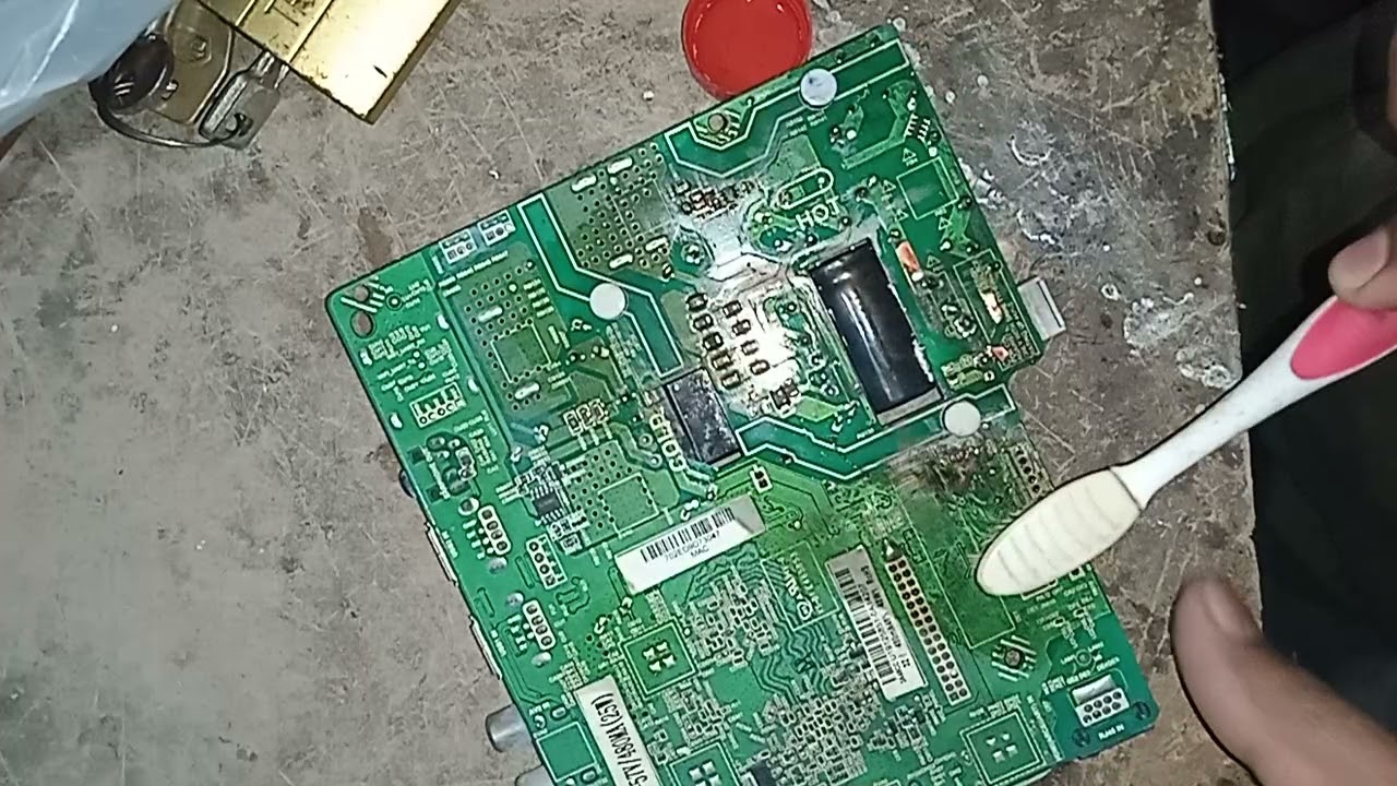How to clean PCB with thinner