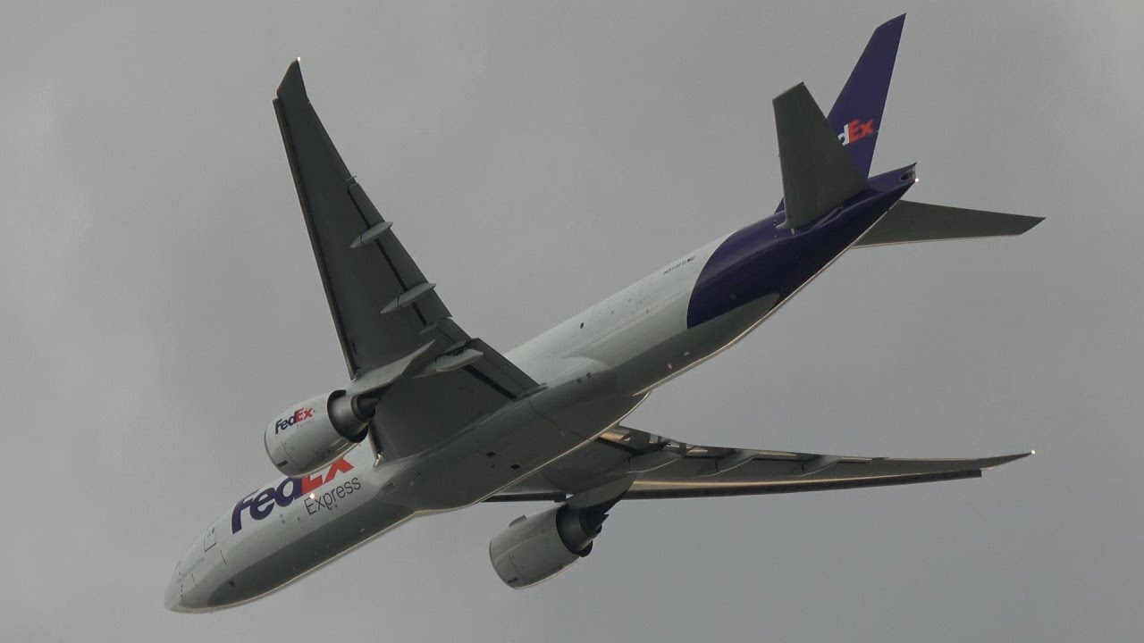 (4K) Plane Spotting at Newark Liberty Int’l Airport (EWR/KEWR) on September 13, 2025 (Part 1/7)