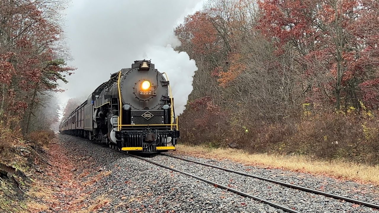 Reading & Northern 425 & 2102 railfan excursions 11 5&6 22  1