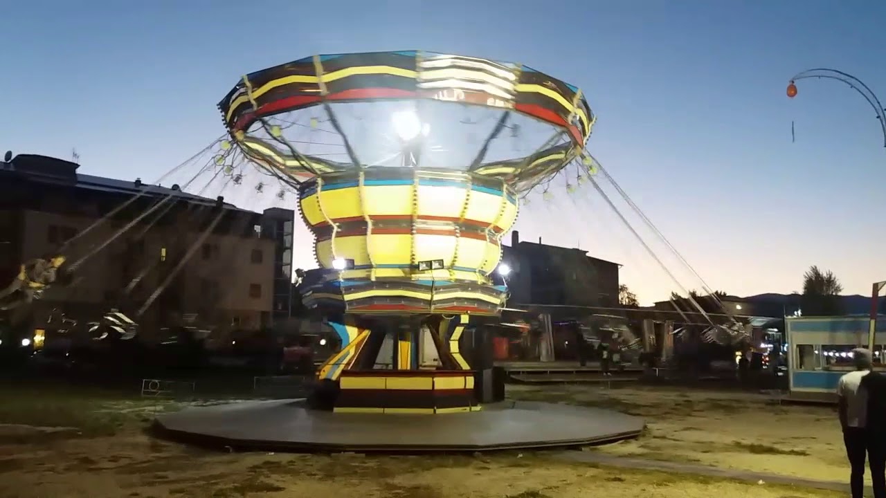 GIOSTRA A CATENA CALCINCULO -Luna Park-
